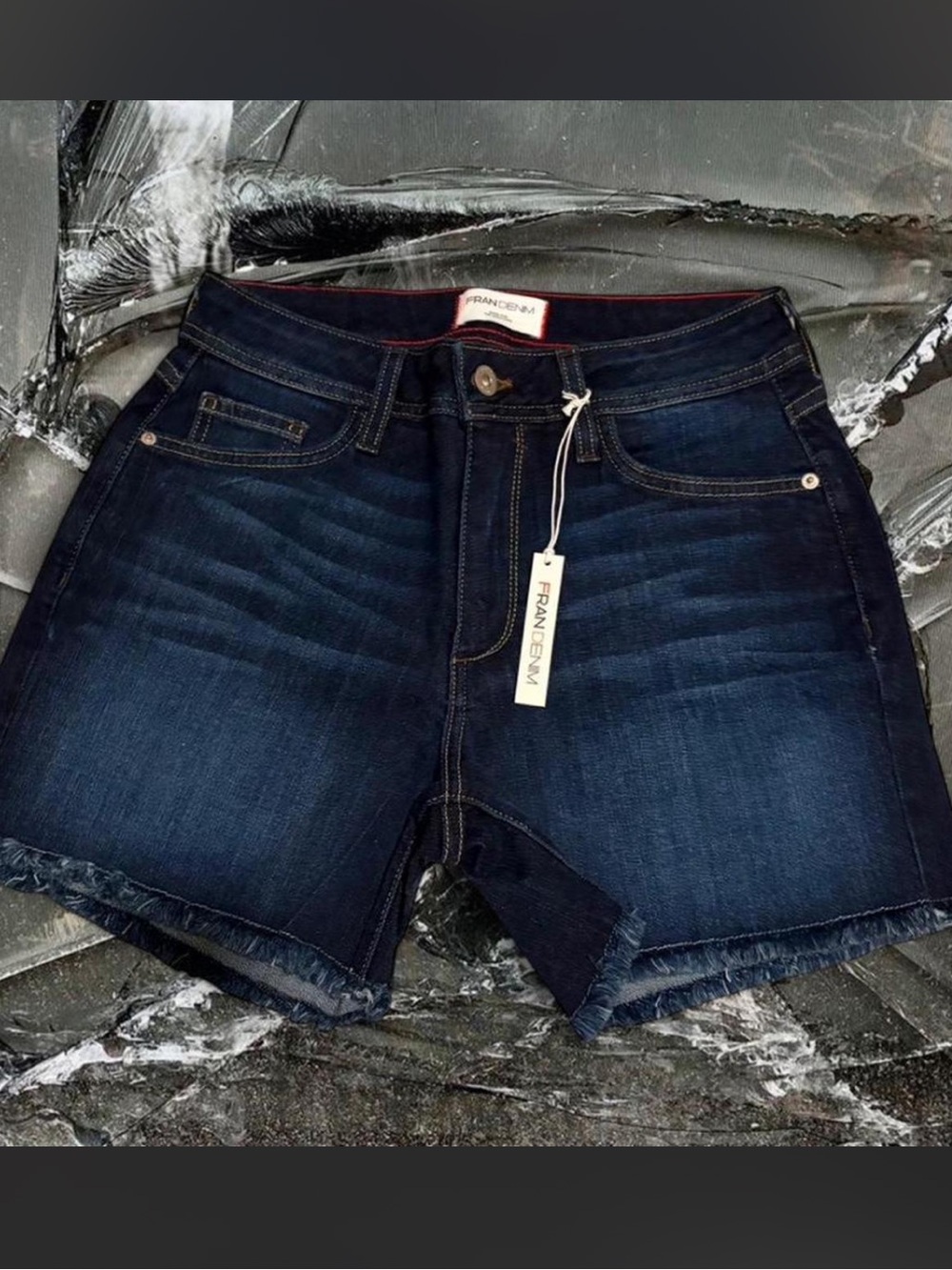 NWT Fran Denim "Lauren" Athletic Fit Shorts Size 26